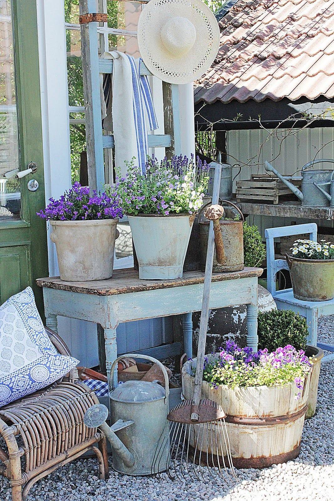 Inspiring Unique Garden Decor Ideas