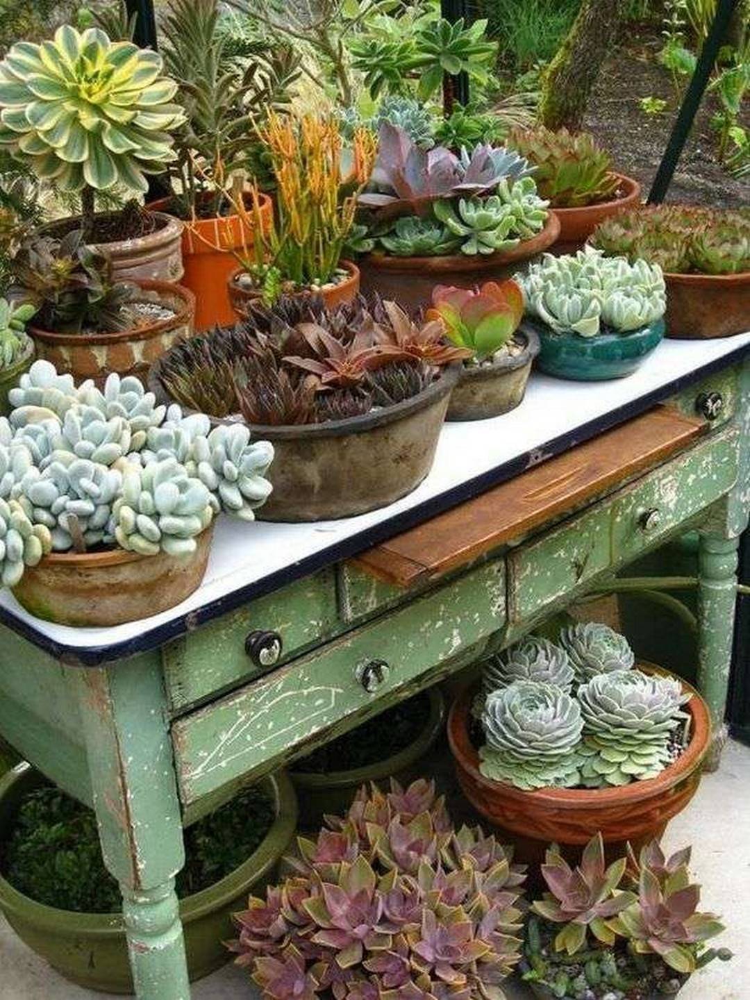 Vintage Garden Decor Ideas