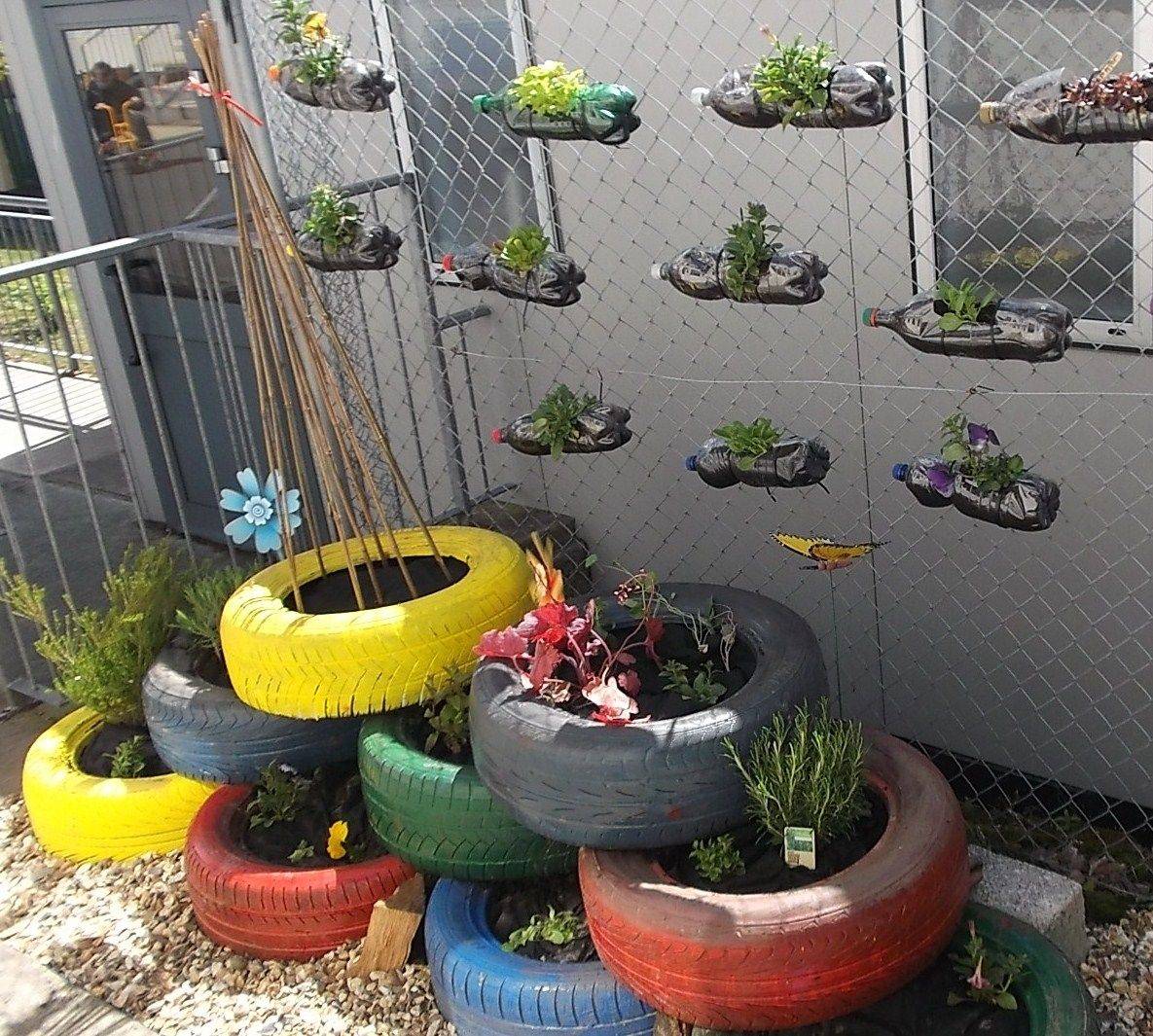 Cute And Simple School Garden Design Ideas