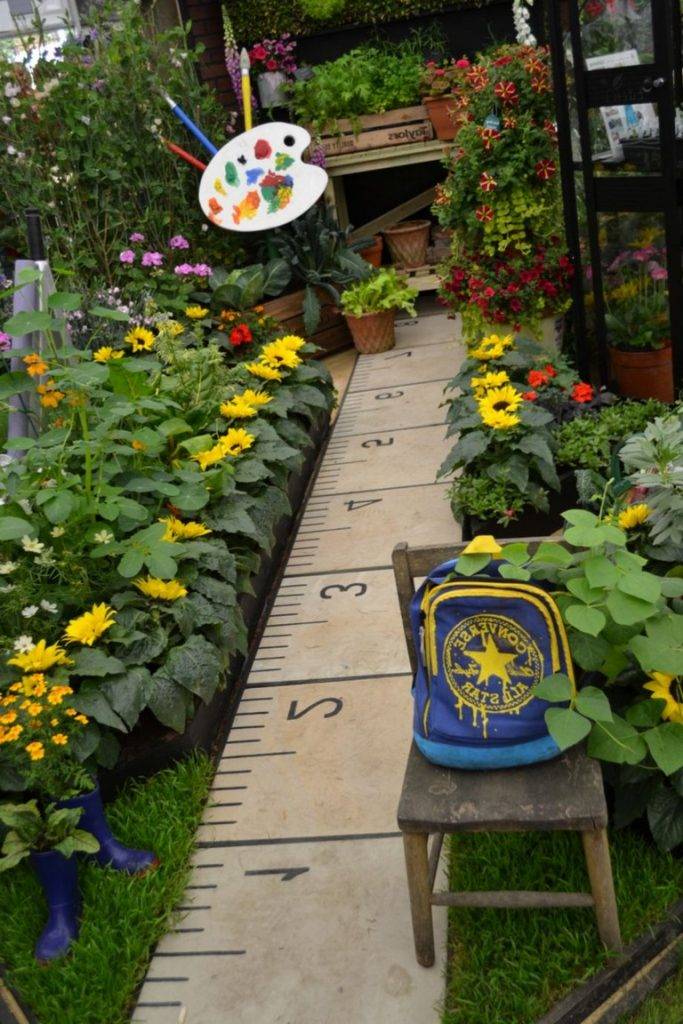 Cute And Simple School Garden Design Ideas