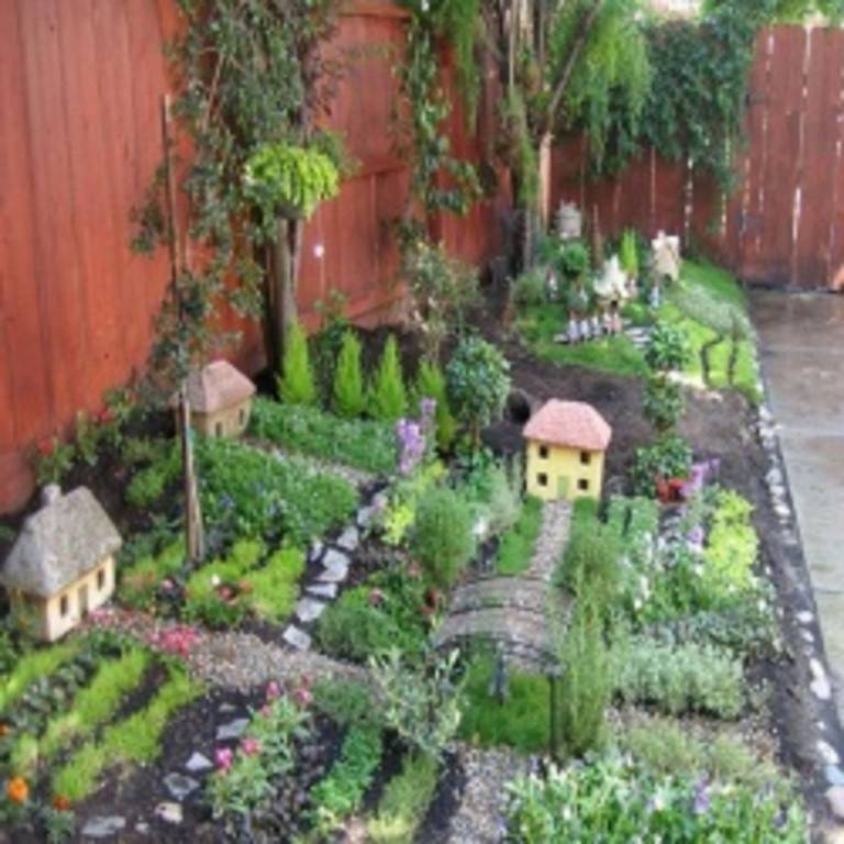Cute And Simple School Garden Design Ideas
