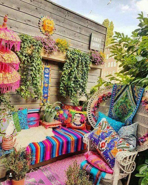Colorful Outdoor Decorating