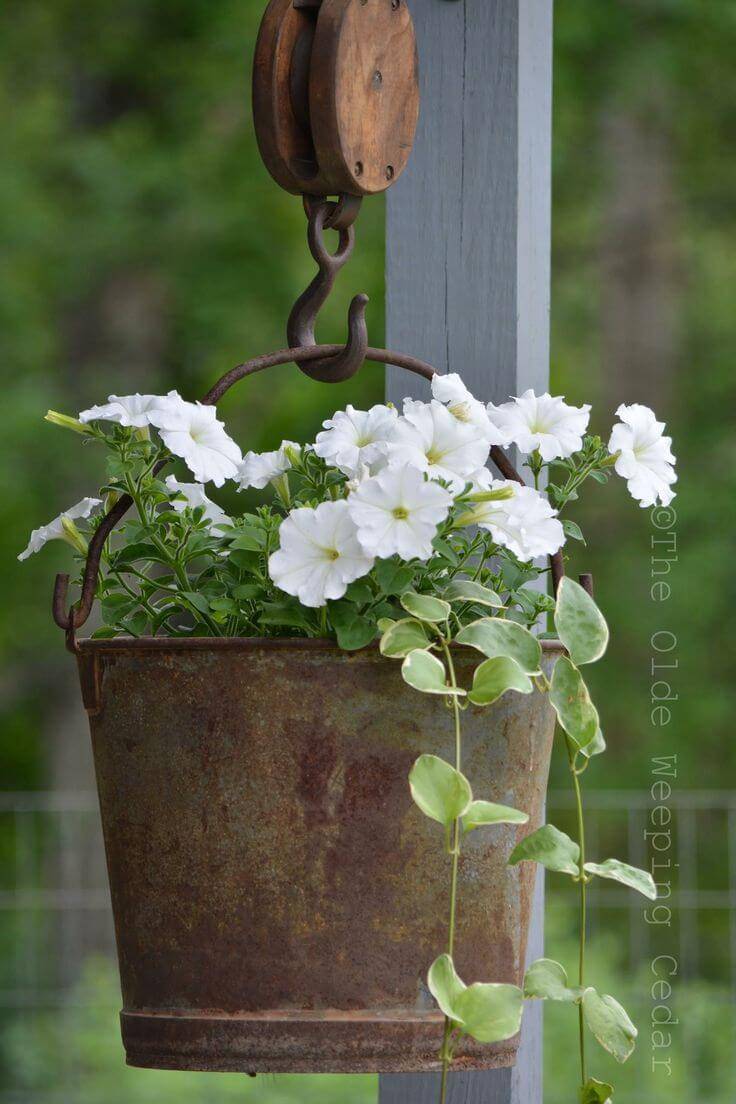Stunning Shabby Chic Vintage Garden Decor