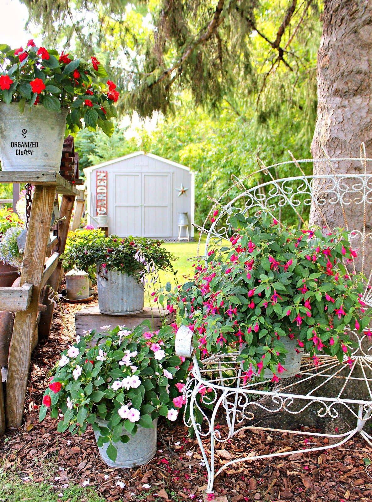 Inexpensive Garden Junk Ideas Homeroad