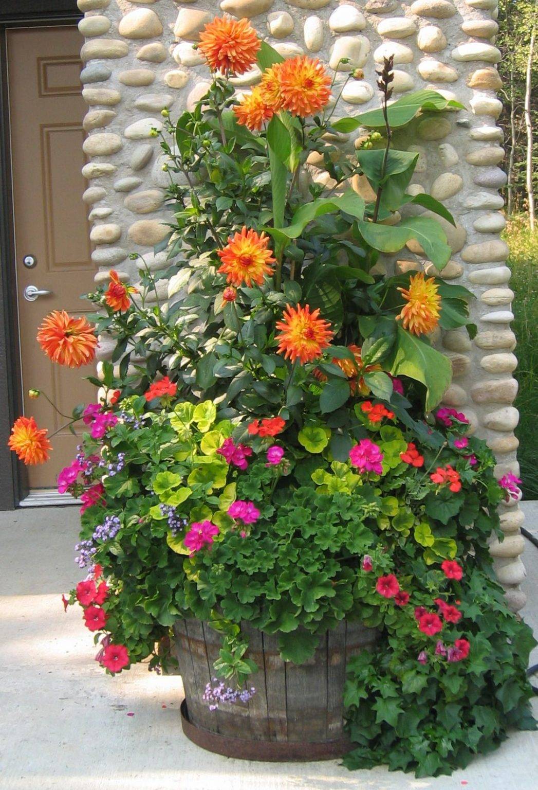 Exquisite Easy Container Gardening Ideas