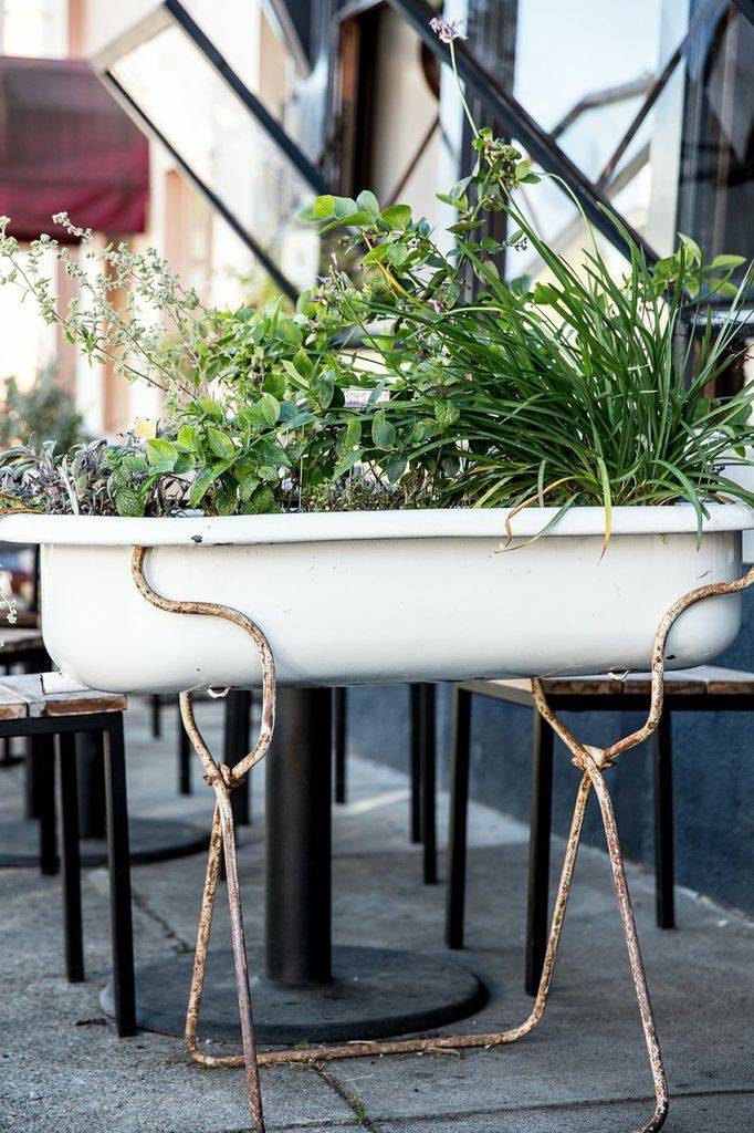 A Salvaged Sink Hgtv