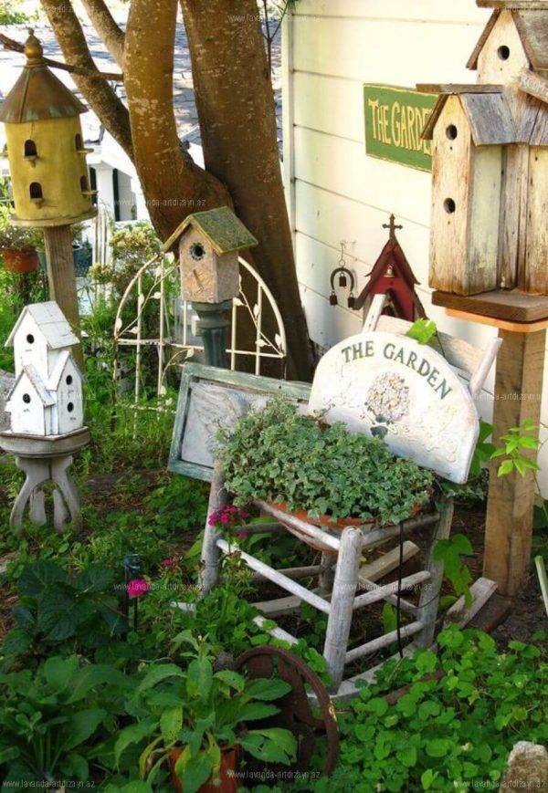 A Vintage Garden Cottage Style