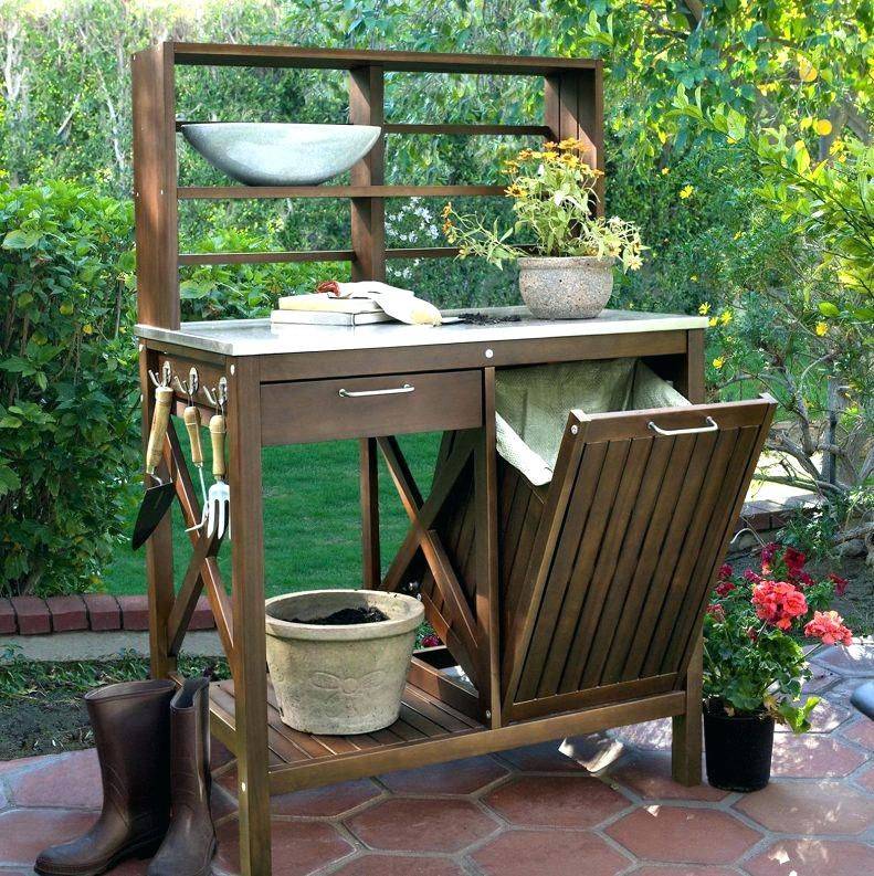 My New Potting Bench