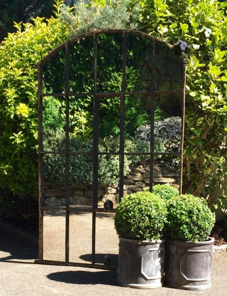Creative Wall Mirrors Ideas Dor Outdoor Garden