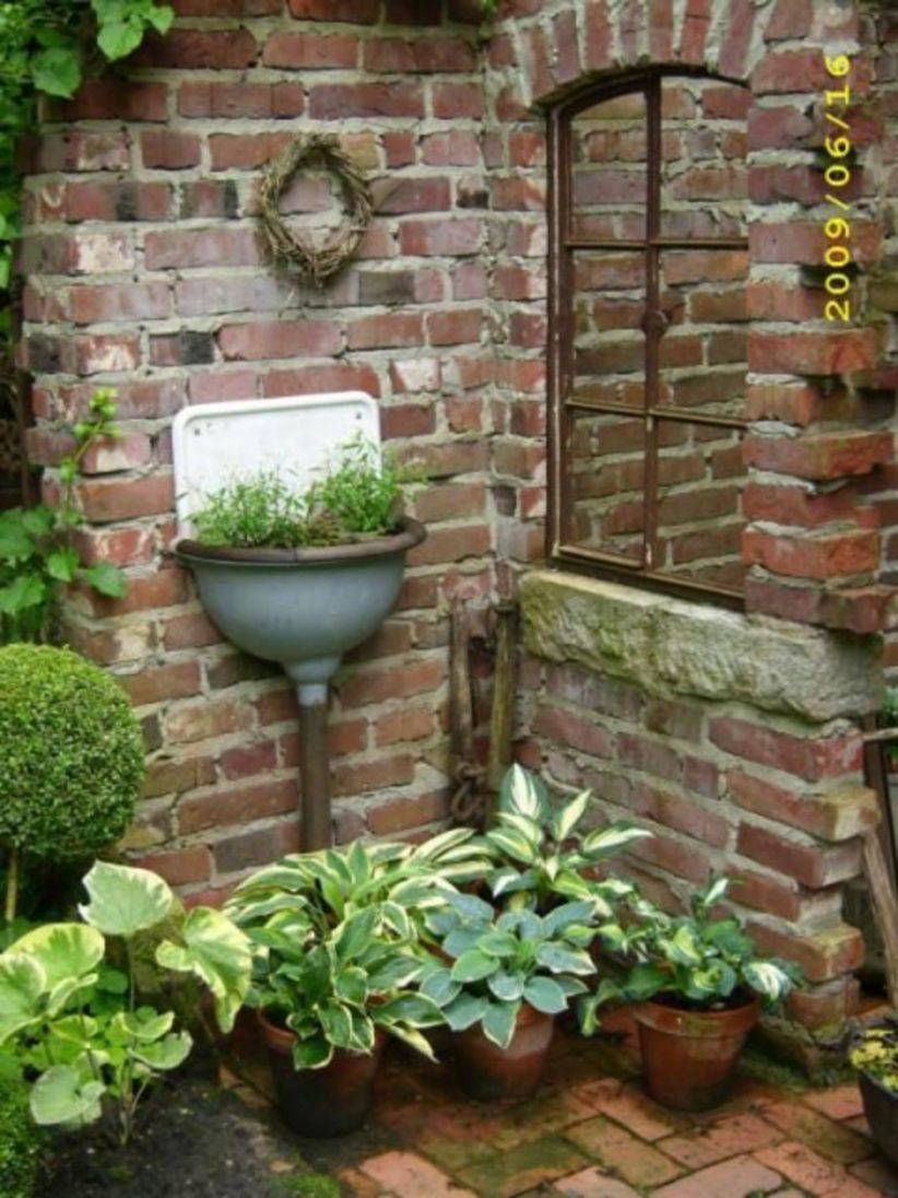 Garden Mirror Ideas