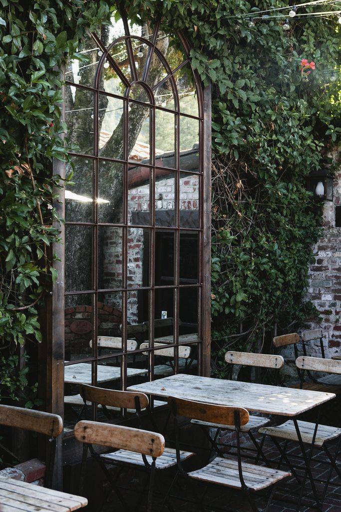 The Most Awesome Garden Mirror Ideas