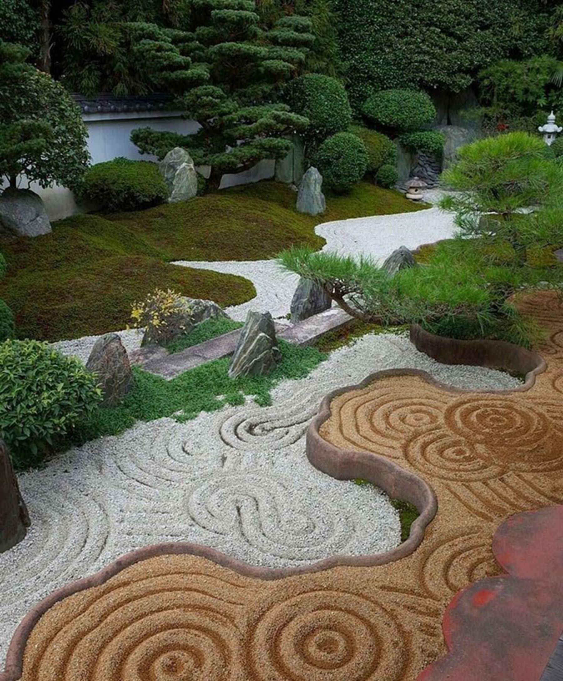 Wonderful Side Yard And Backyard Japanese Garden Design Ideas