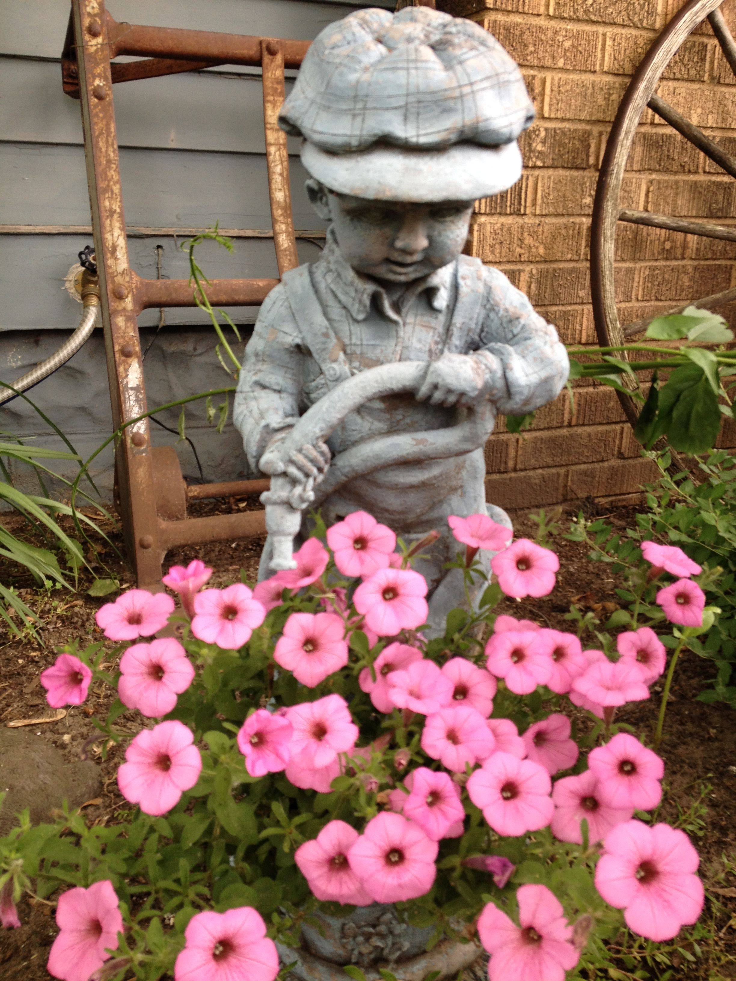 Creative Garden Junk Art And Decor Ideas