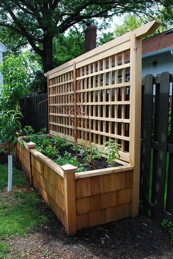 Creative Garden Fence Decoration Ideas