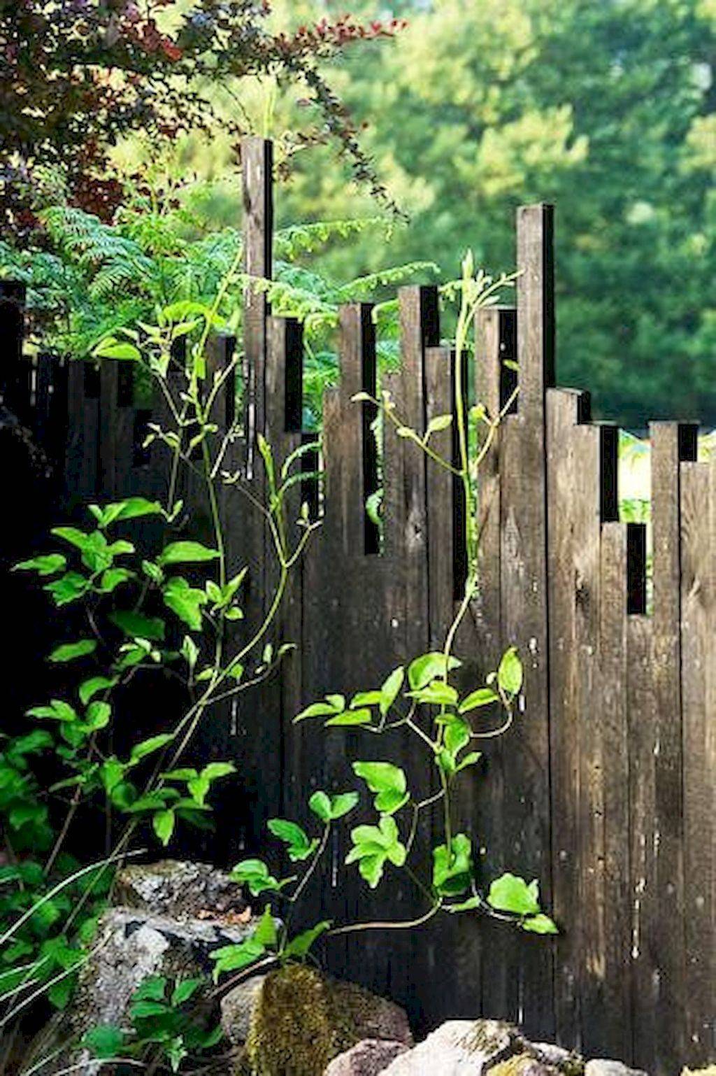 Perfect Amazing Garden Fence Decorating Ideas