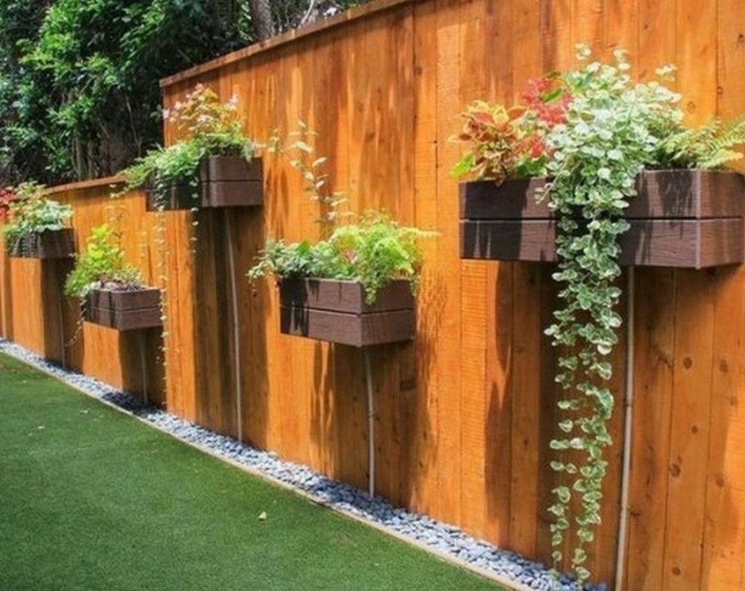 Unique Garden Fence Decoration Ideas Frugal Living Modern Garden