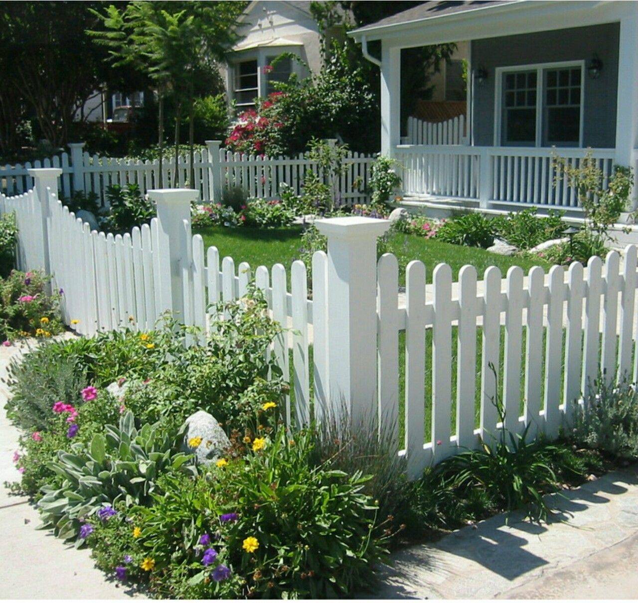 Small Front Yard Landscaping Ideas