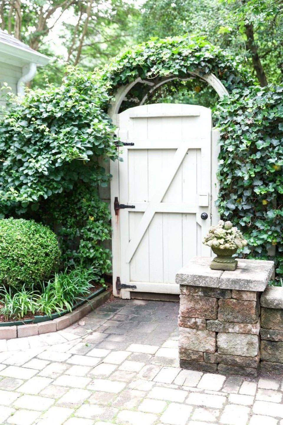 Amazing Rustic Garden Gates Design Ideas Page