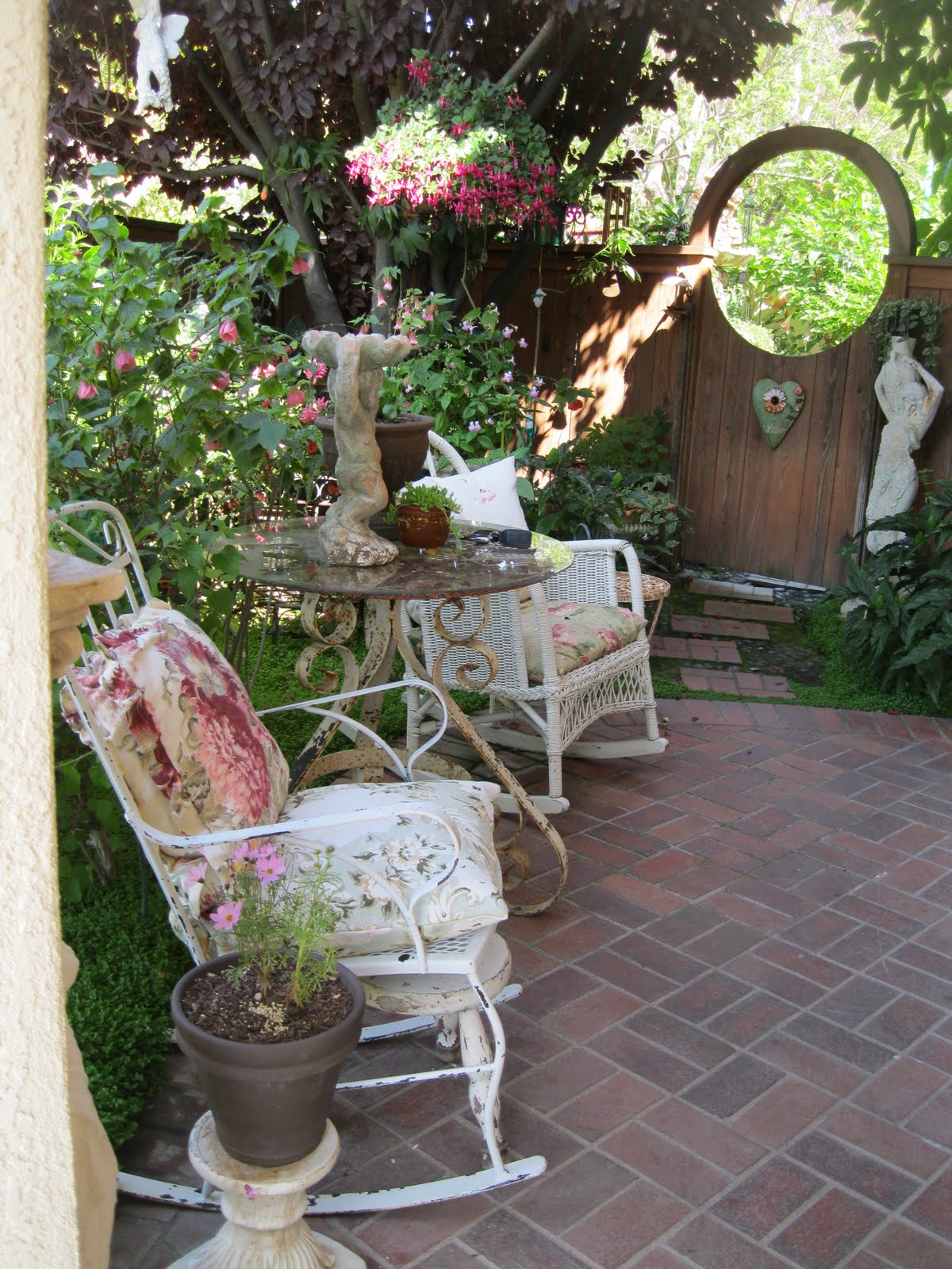 Gorgeous Shabby Chic Garden Decor Ideas