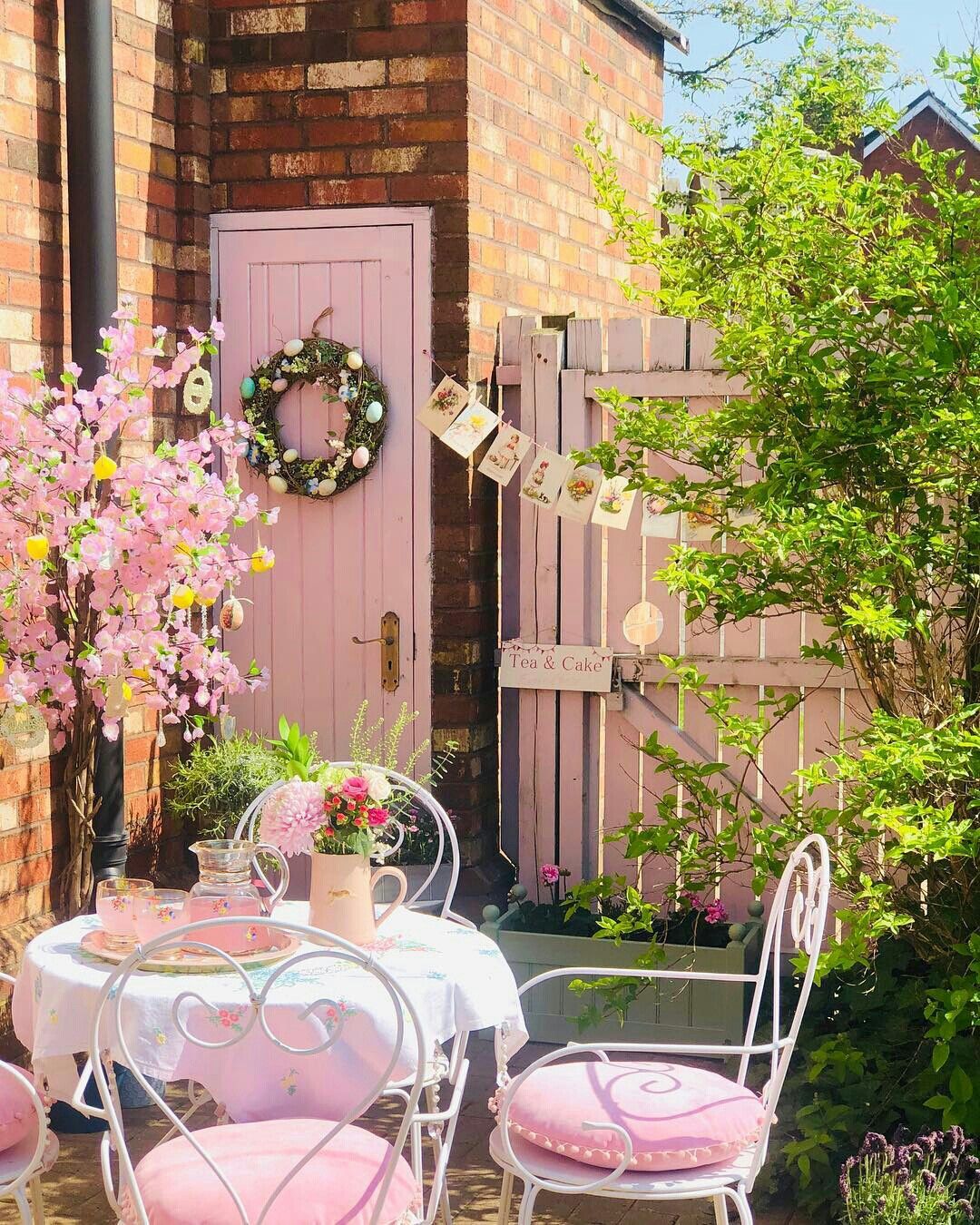 Adorable Shabby Chic Garden Decoration Ideas