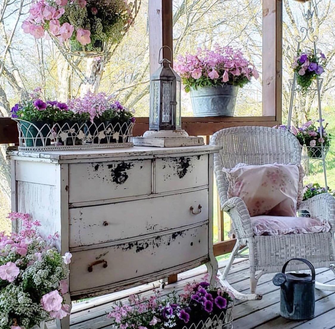 Just Lovley Shabby Chic Patio