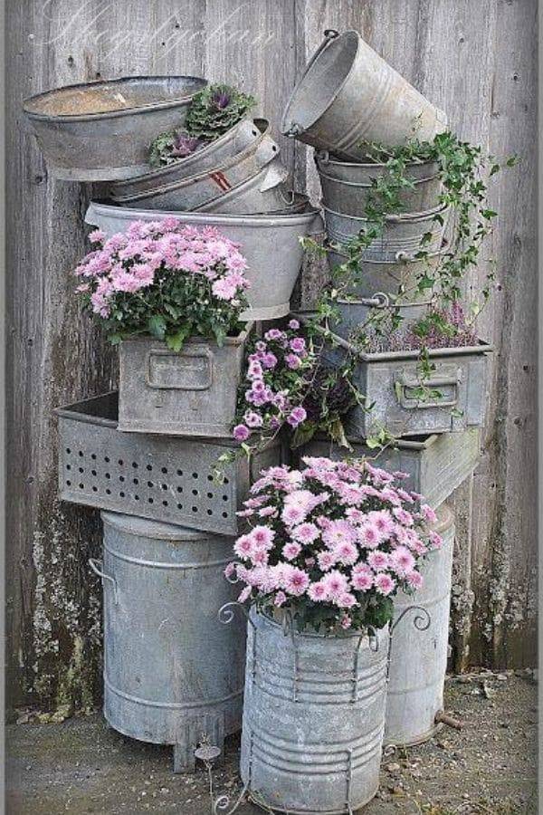 Vintage Garden Decor Ideas