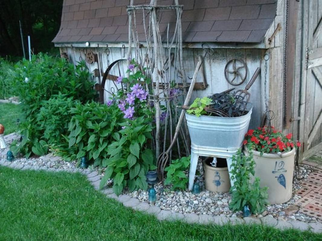 Smart Antique Garden Decor Ideas Page