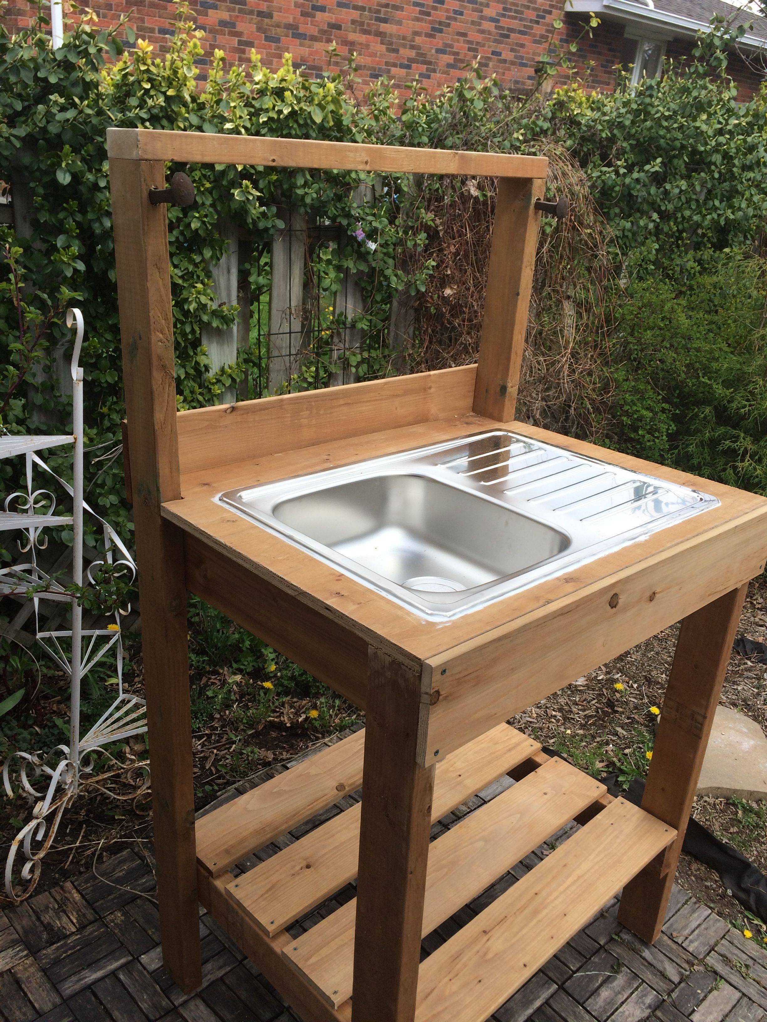 Outdoor Potting Bench