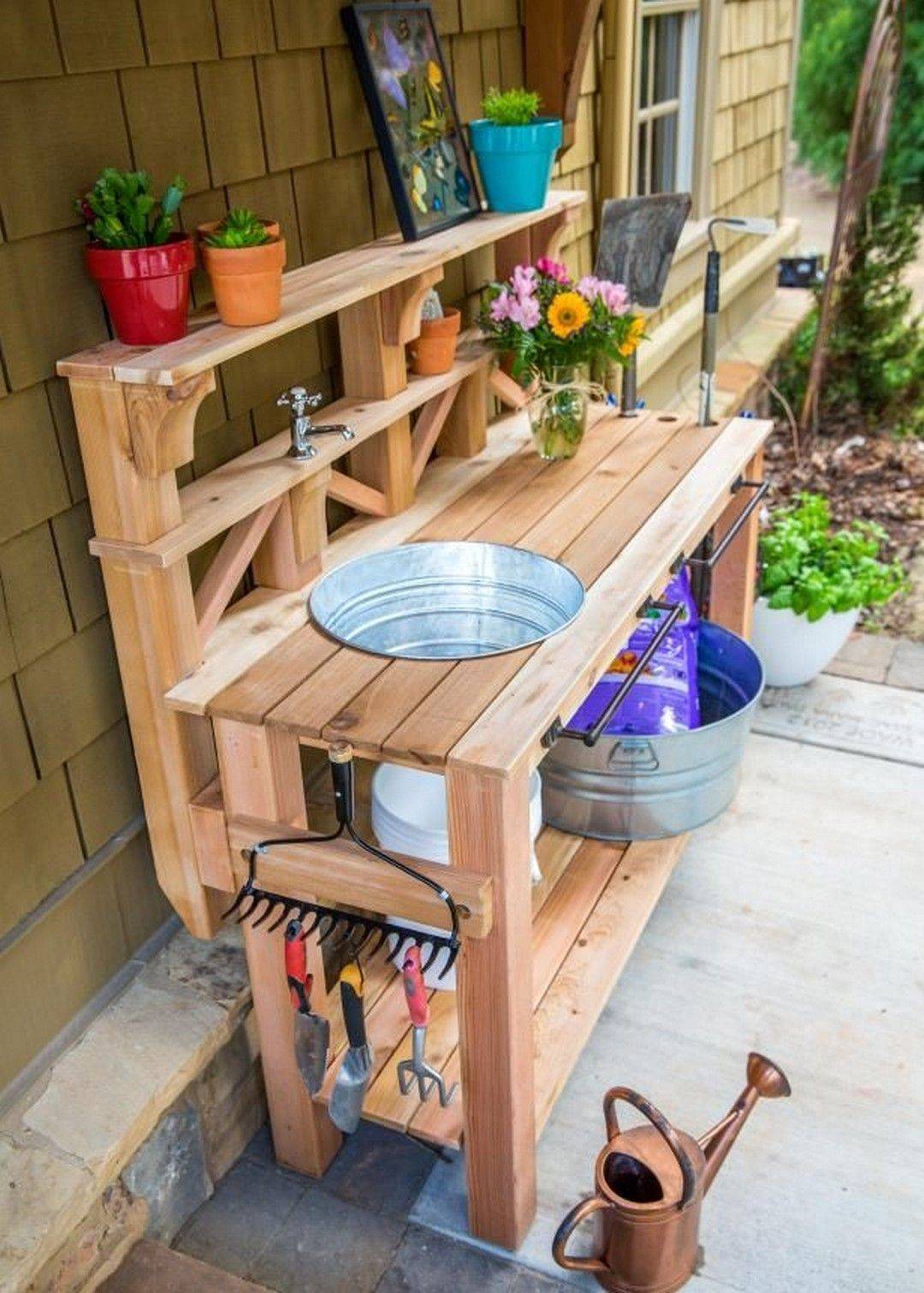 Charming Outdoor Garden Potting Bench Design Ideas Decorelated