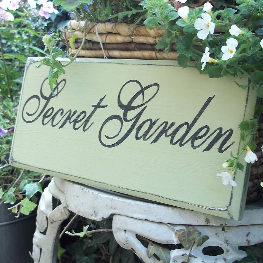 Col House Designs Wholesale Vintage Garden Sign