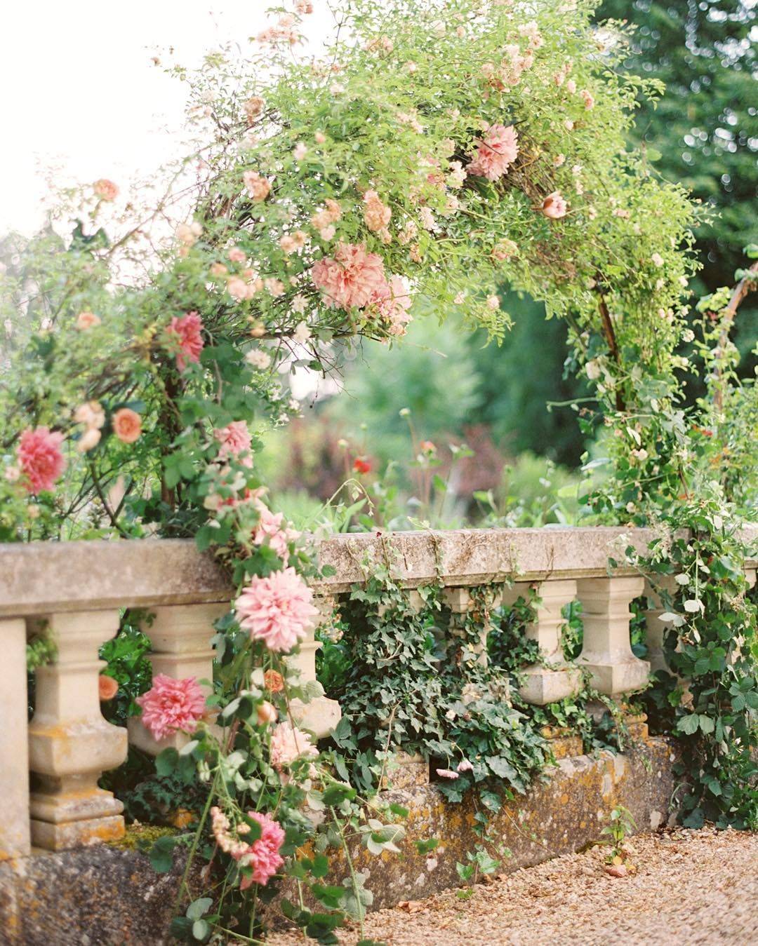 Beautiful Small Cottage Garden Ideas