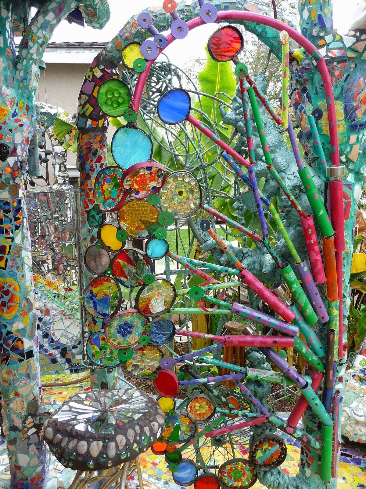 Best Diy Garden Mosaic Ideas