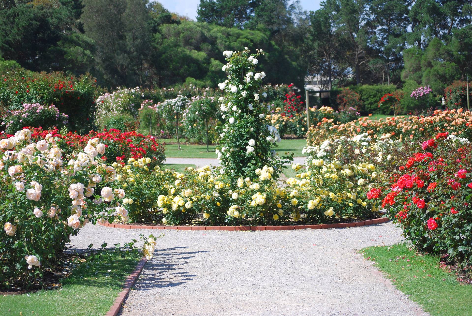 French Country Garden Decor