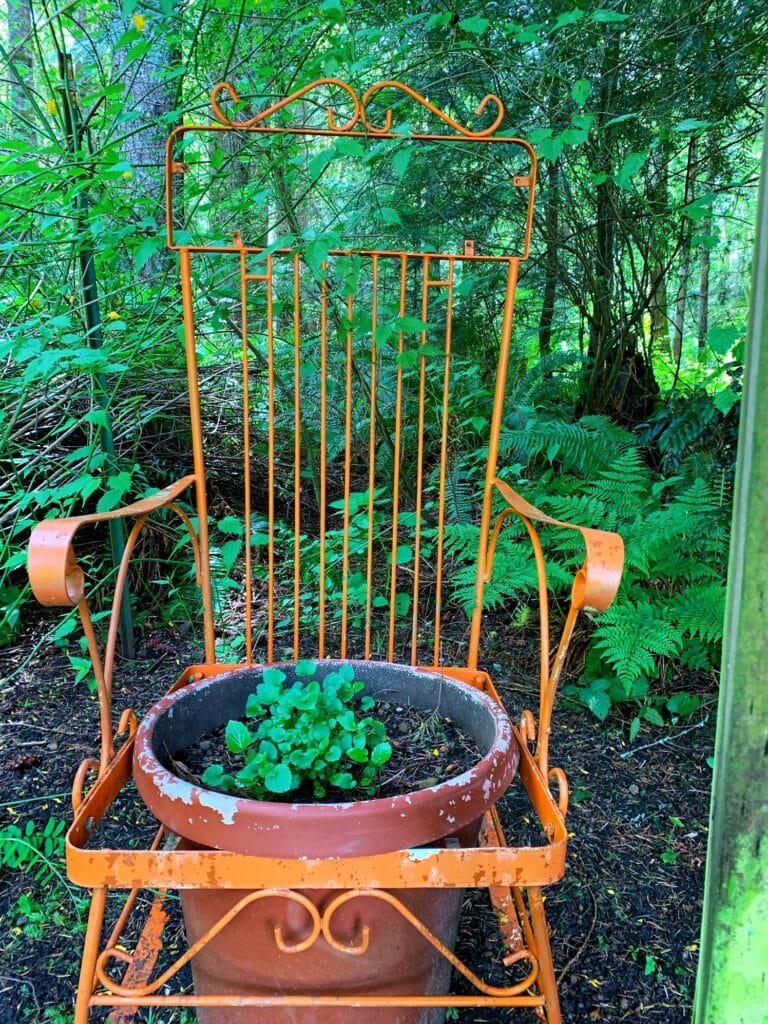 Best Vintage Garden Decor Ideas