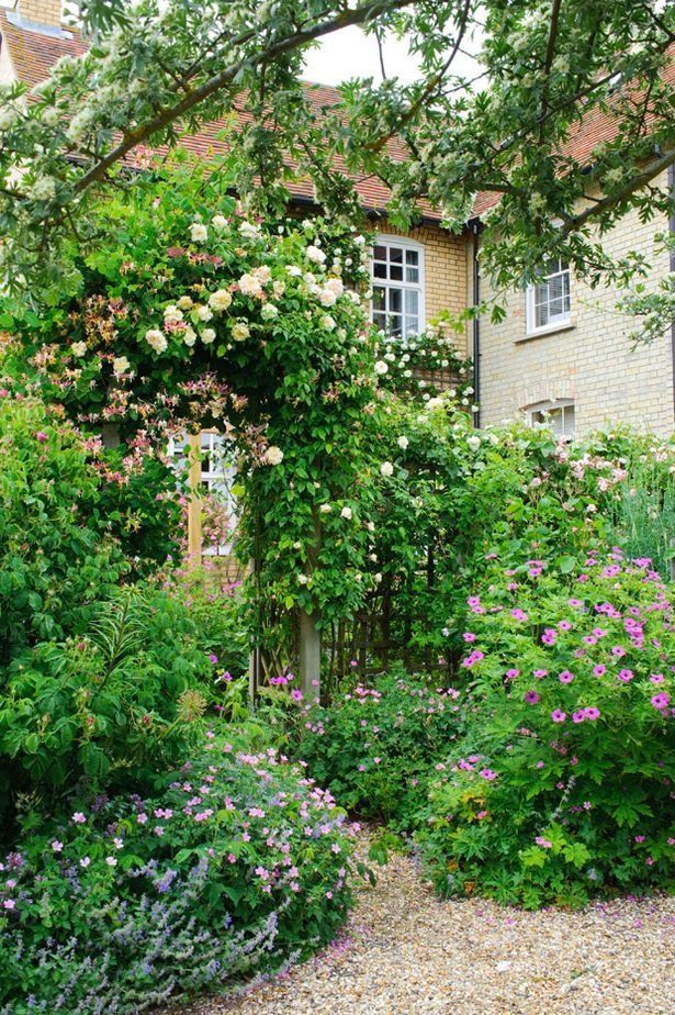 Beautiful Modern English Country Garden Design Ideas Page