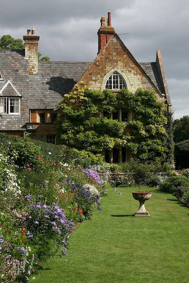 Stunning Cottage Style Garden Ideas