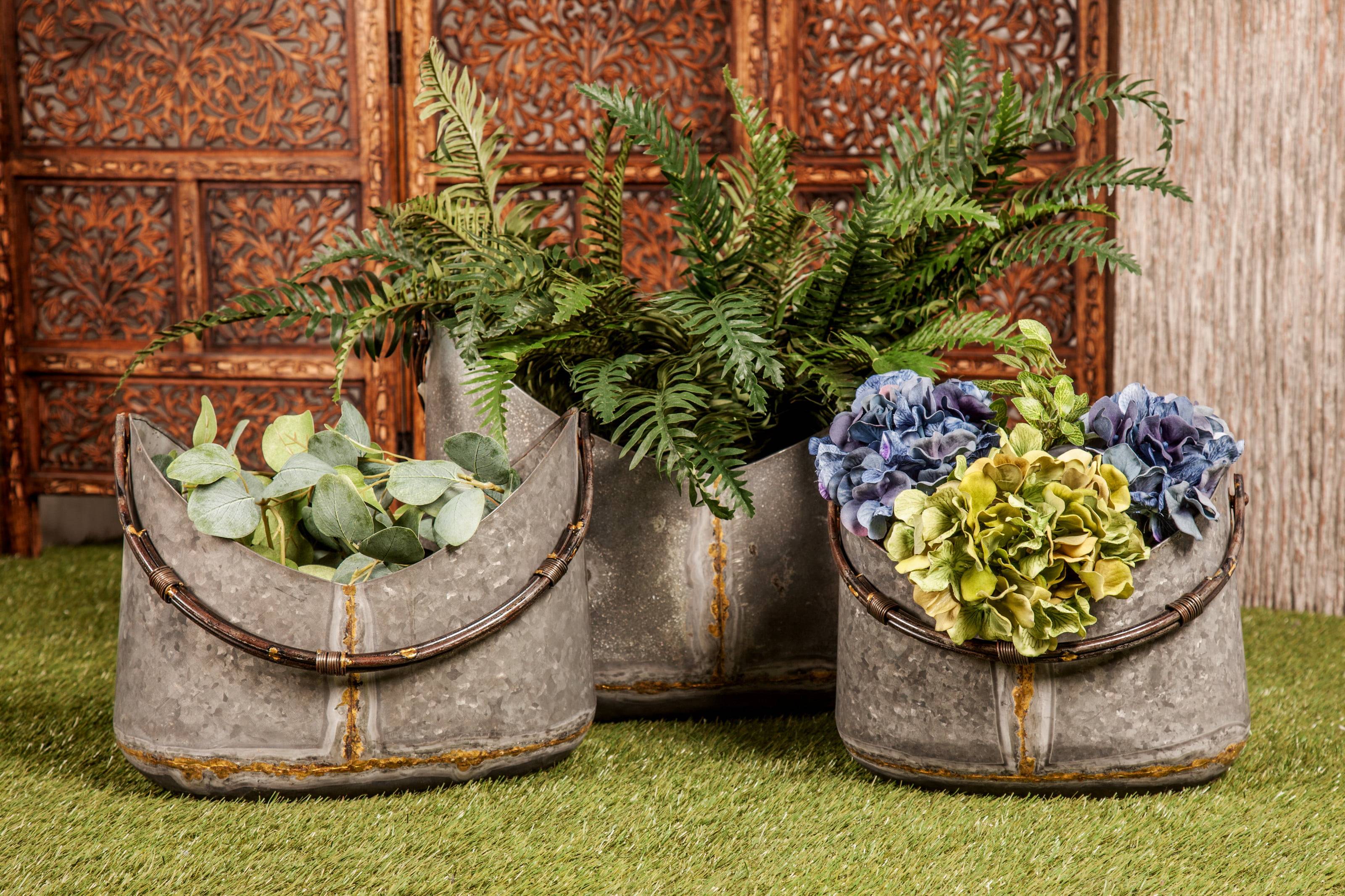 Stunning Wooden Garden Planters Ideas