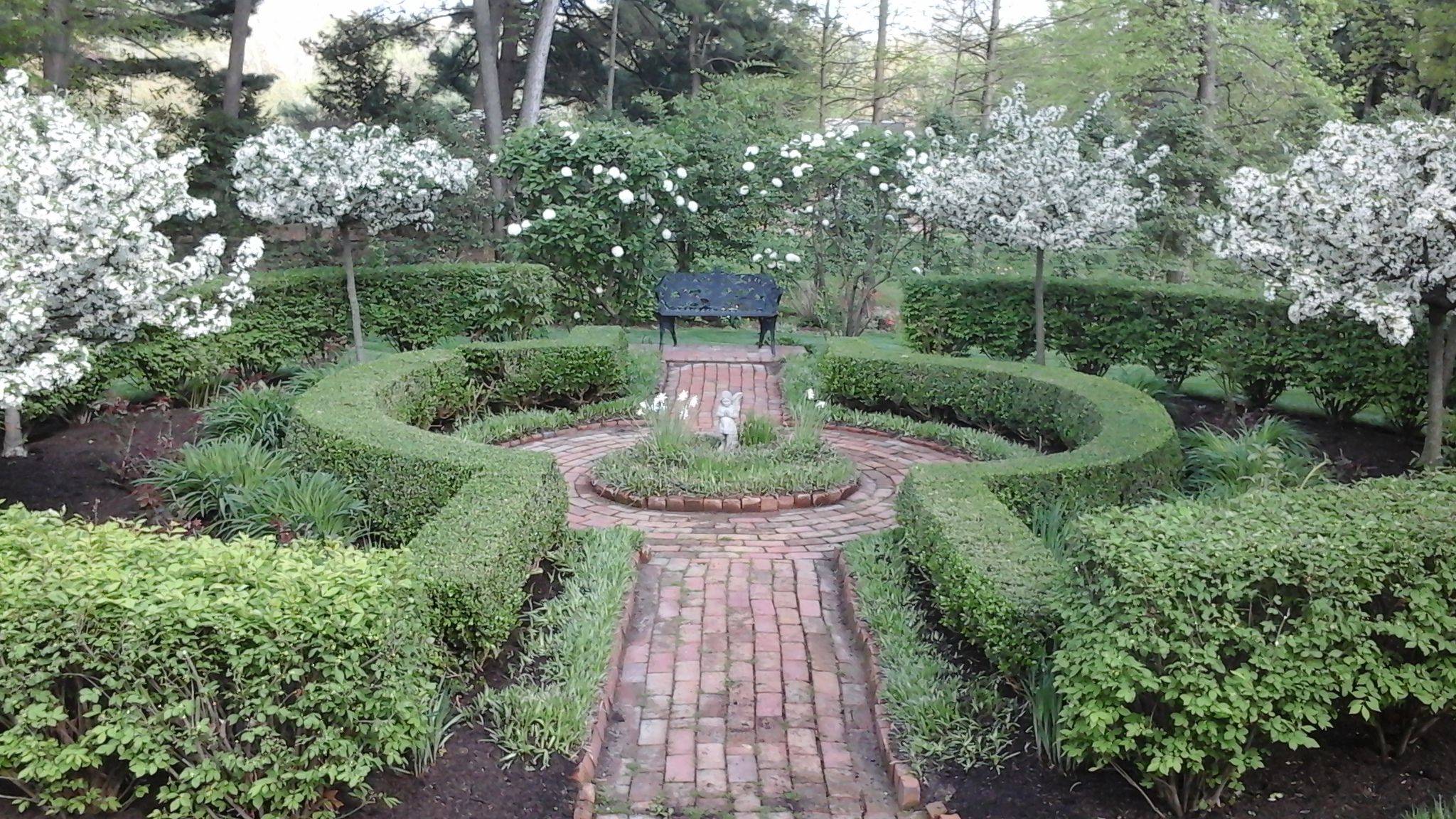 Gap Gardens Formal Rose Garden