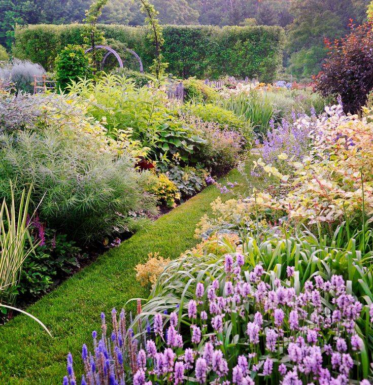 Small Formal Garden Ideas