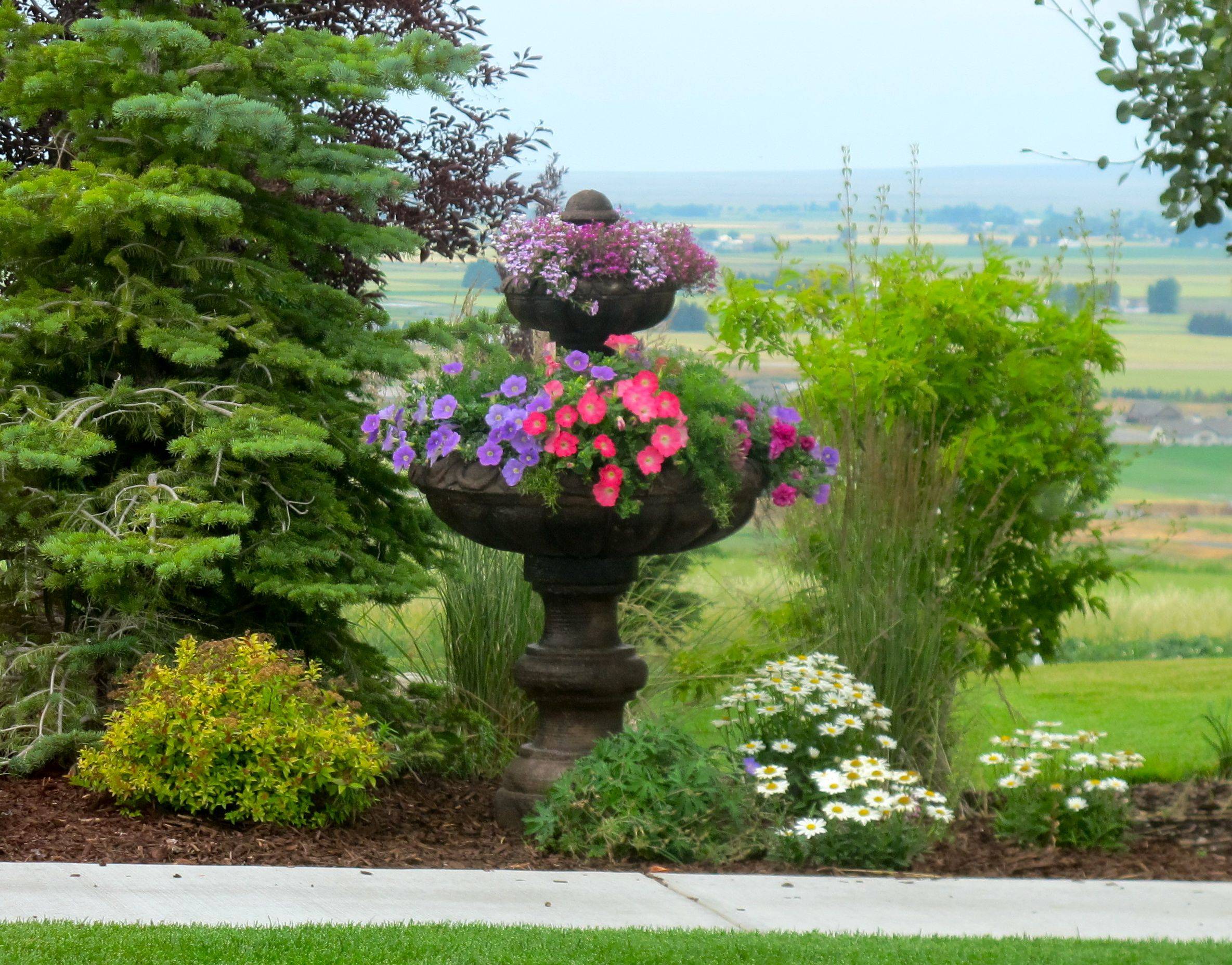 Beautiful Garden Fountain Ideas