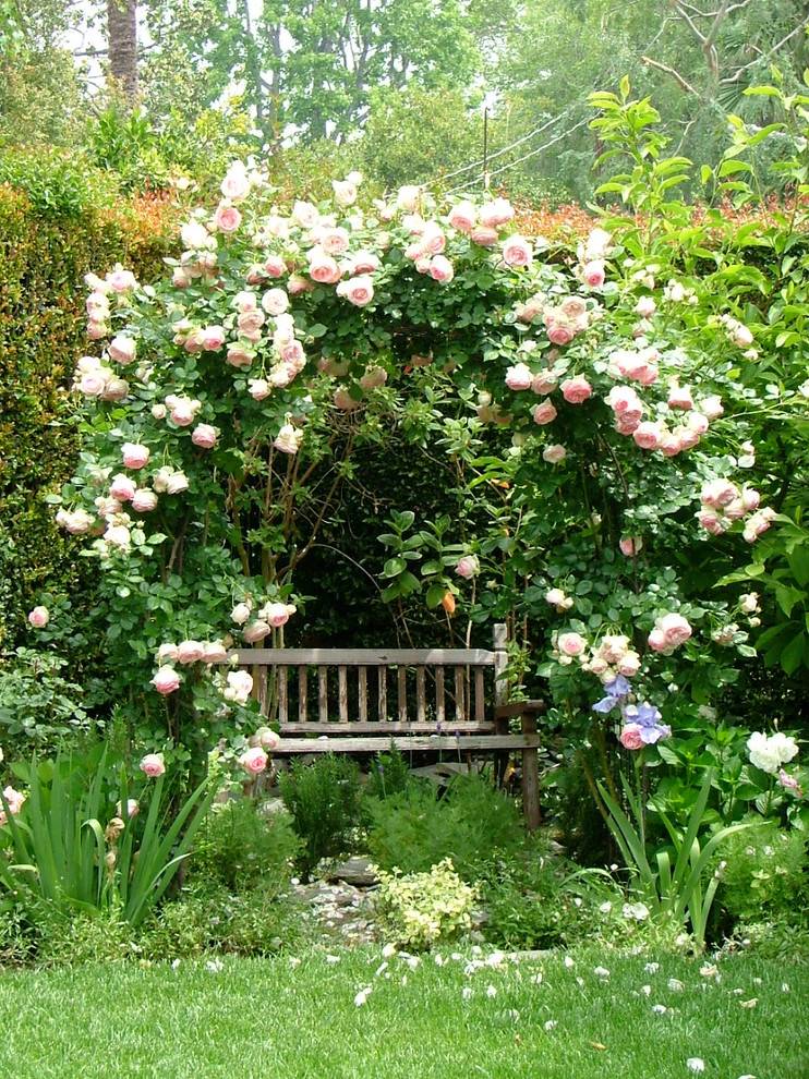 Rose Garden Design Bookmark
