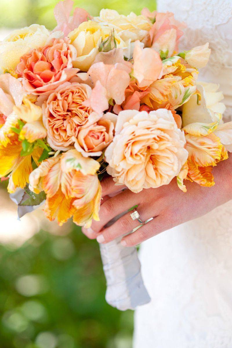 Peach Garden Roses Bouquet