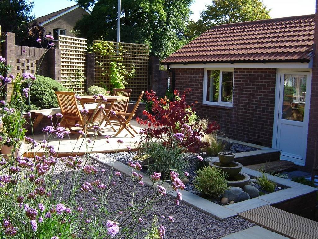 Outstanding Small Garden Designs