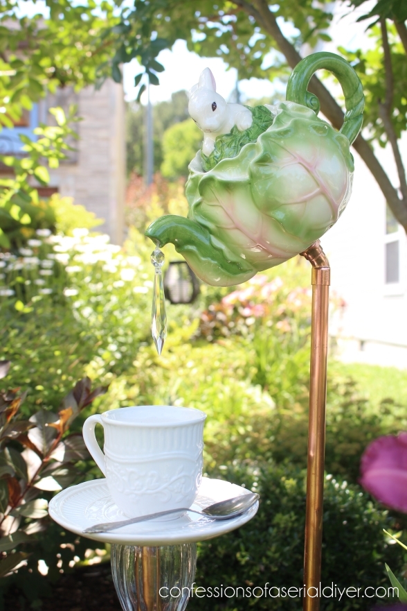 Fascinating Teapot Garden Decor Ideas