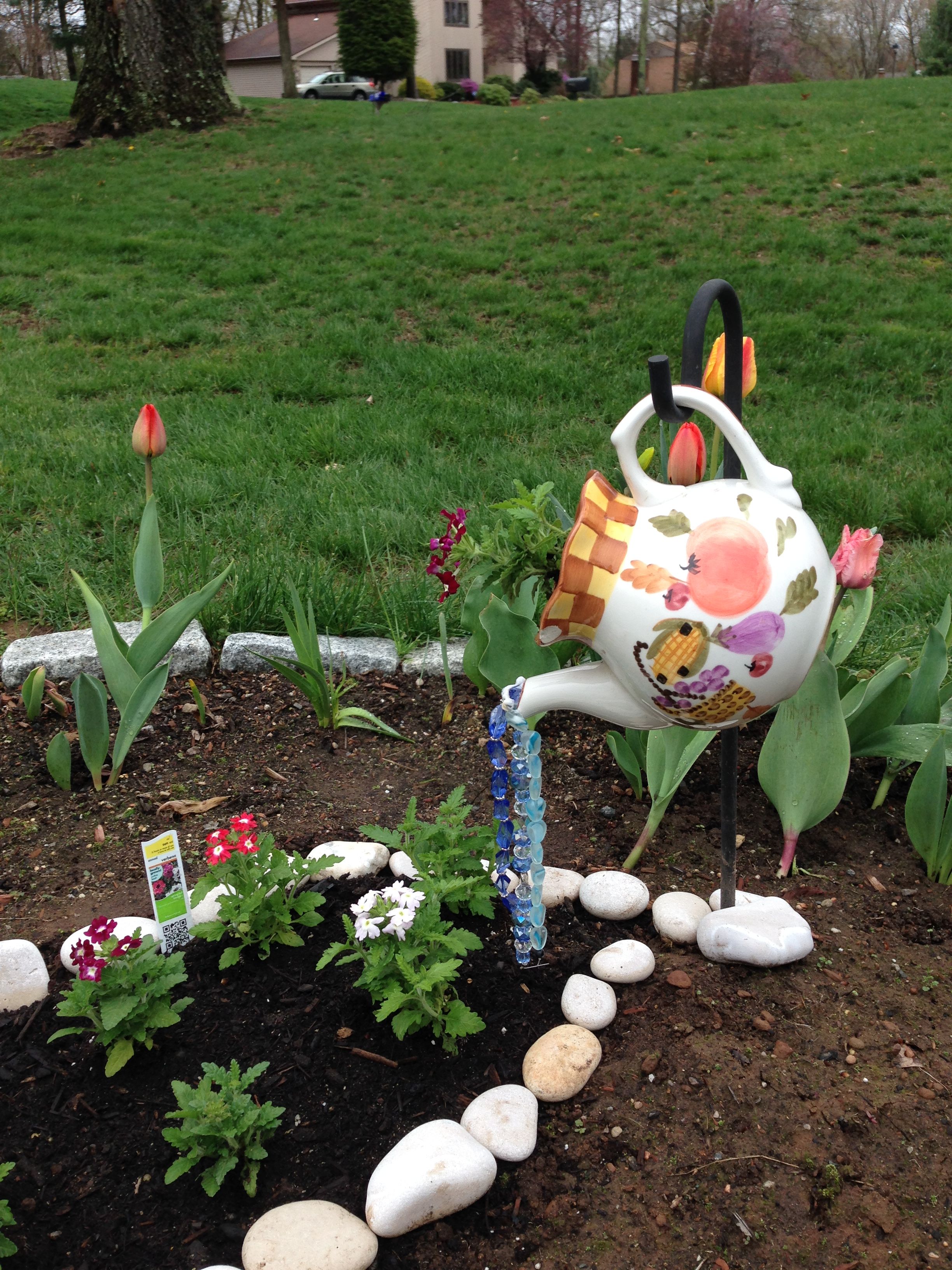 21 Teapot Garden Ideas You Should Look SharonSable