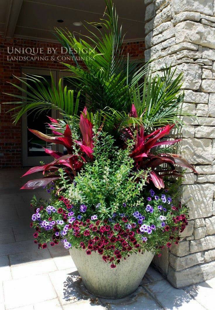 Unusual Colorful Shade Garden Pots Ideas