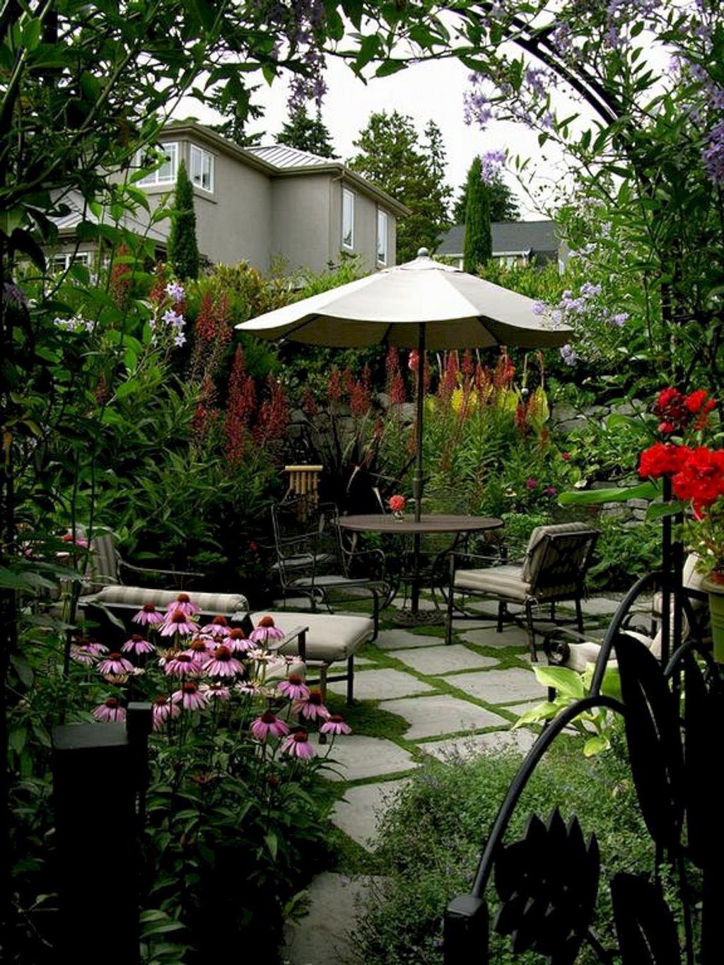 Courtyard Gardens Design