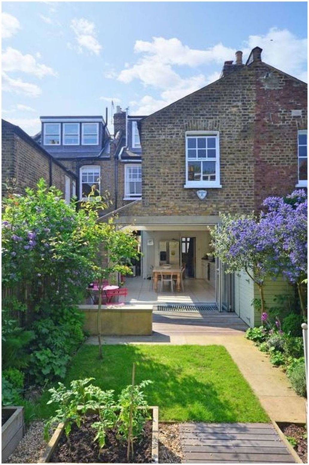 Fulham Slim Subtle Garden Club London Small Courtyard Gardens
