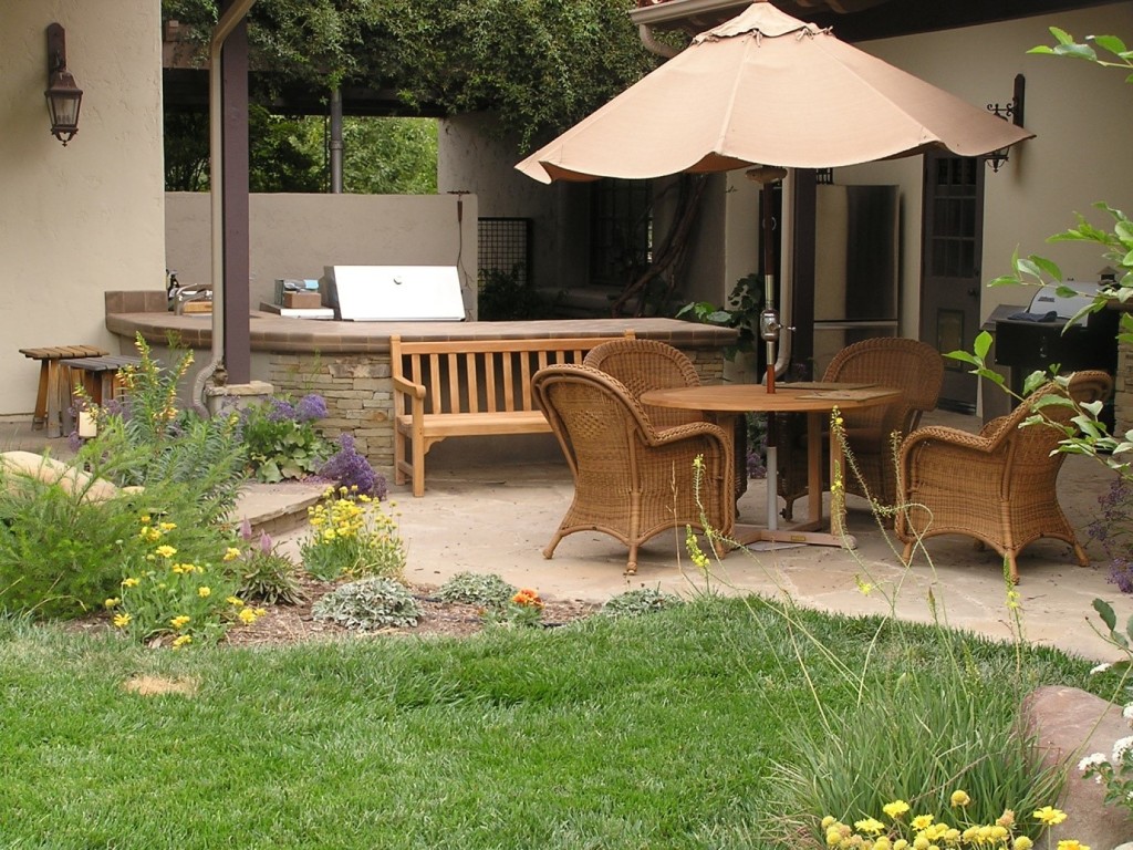 Small Space Yard Patio Makeover Outdoor Backyard Ideas Awesome Home
