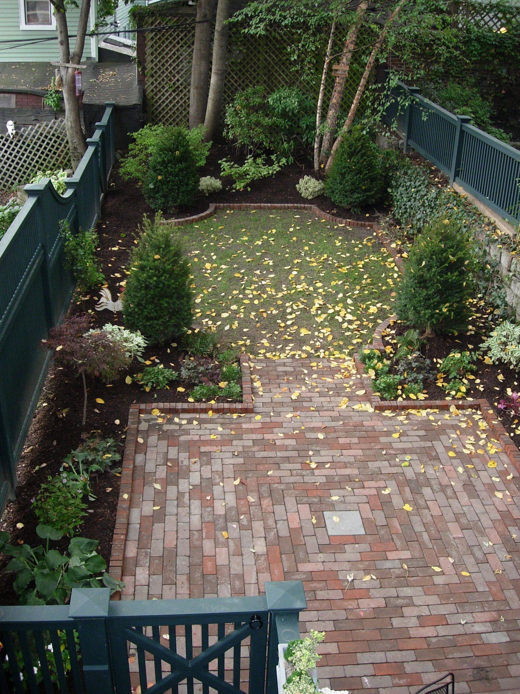 Historic Charleston Courtyard Garden